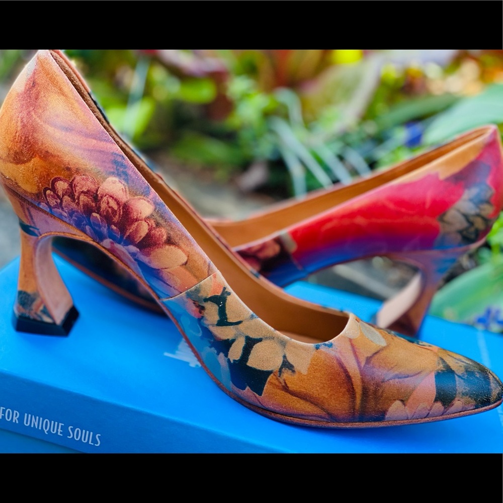 John Fluevog Big Presence Desmonds